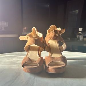 Chinese Launday Brown Suede Chunky Heel Size 7